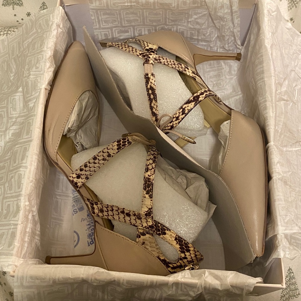 Ivanka Trump Beige and Snakeskin Heels